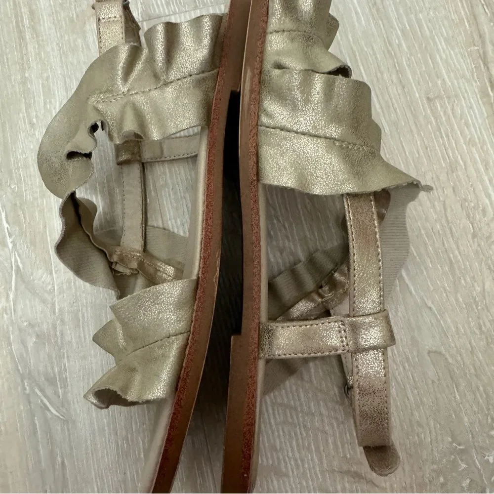 Zara Girls Gold Foil Ruffle Sandal size 36